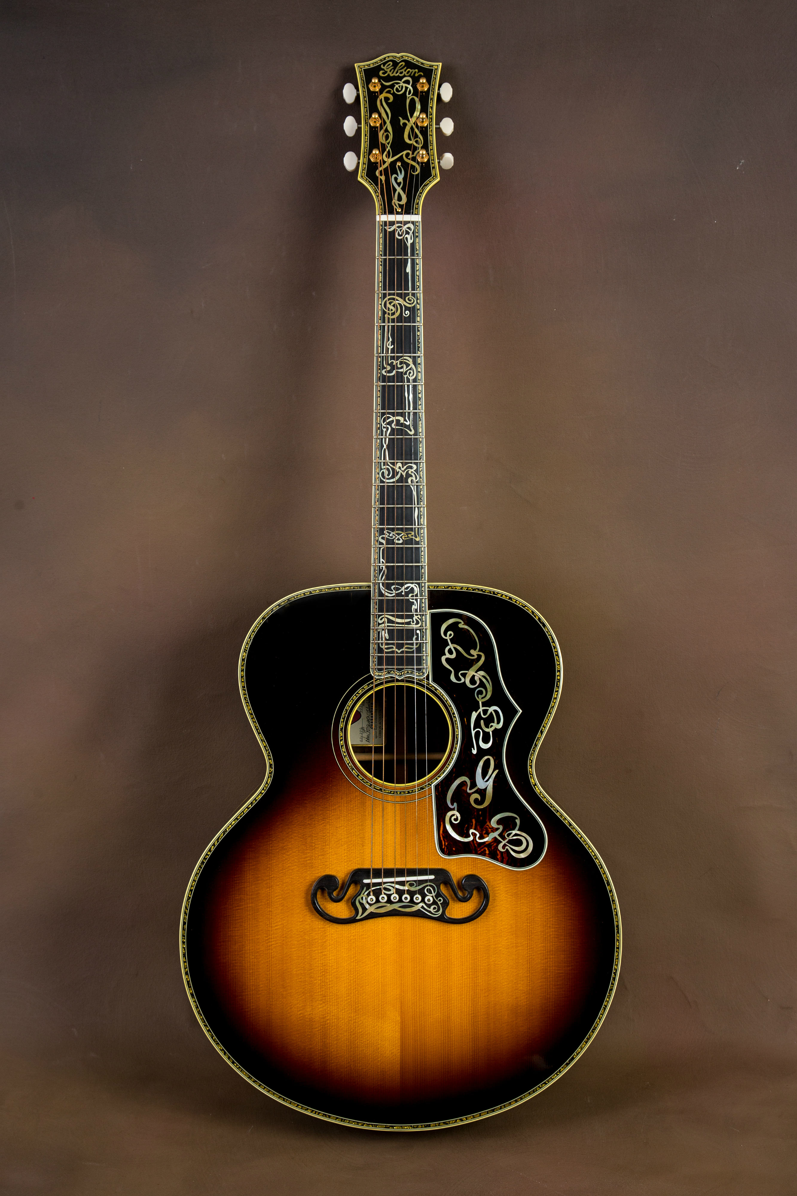 Gibson SJ 200 Master Museum Custom Acoustic Guitar J 200 The Gibson SJ 200 Master Museum Custom Acoustic Guitar J 200 The